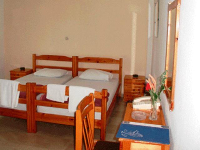 Aquarius Hotel Fourka Rum bild